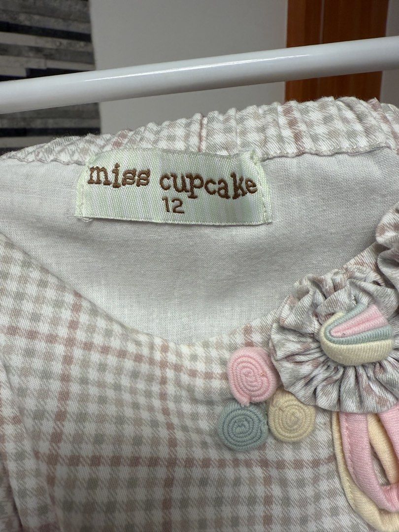 Miss cupcake dress (Category: Babies & Kids Fashion) located in Las Pinas. Submitted by green_unit (Listing ID 1441463646, Image 3). Description: .