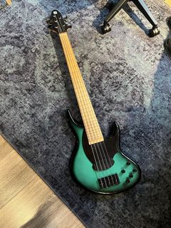 （分類：）位於 。 由 buyer_______a 提交（商品編號 1441478954，圖片 1）。簡介： 。
