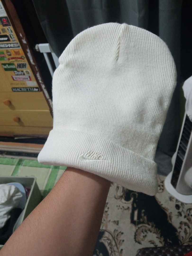 Nike Beanie Hat White Green Swoosh (Category: Caps & Hats) located in Manila. Submitted by studiozero51579 (Listing ID 1441443059, Image 2). Description: - Classic white Nike beanie - Features iconic green Swoosh logo - Made from comfortable ribbed knit material - Standard beanie size, fits most - Ideal for keeping warm in cooler weather - Simple and versatile design.