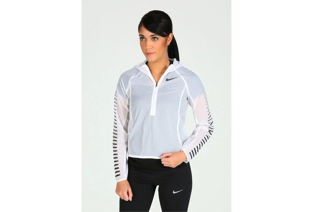 Nike Impossible Lite GX Women's Jacket (Category: Coats, Jackets and Outerwear) located in Cordova. Submitted by thedecluterrer (Listing ID 1441432704, Image 1). Description: .