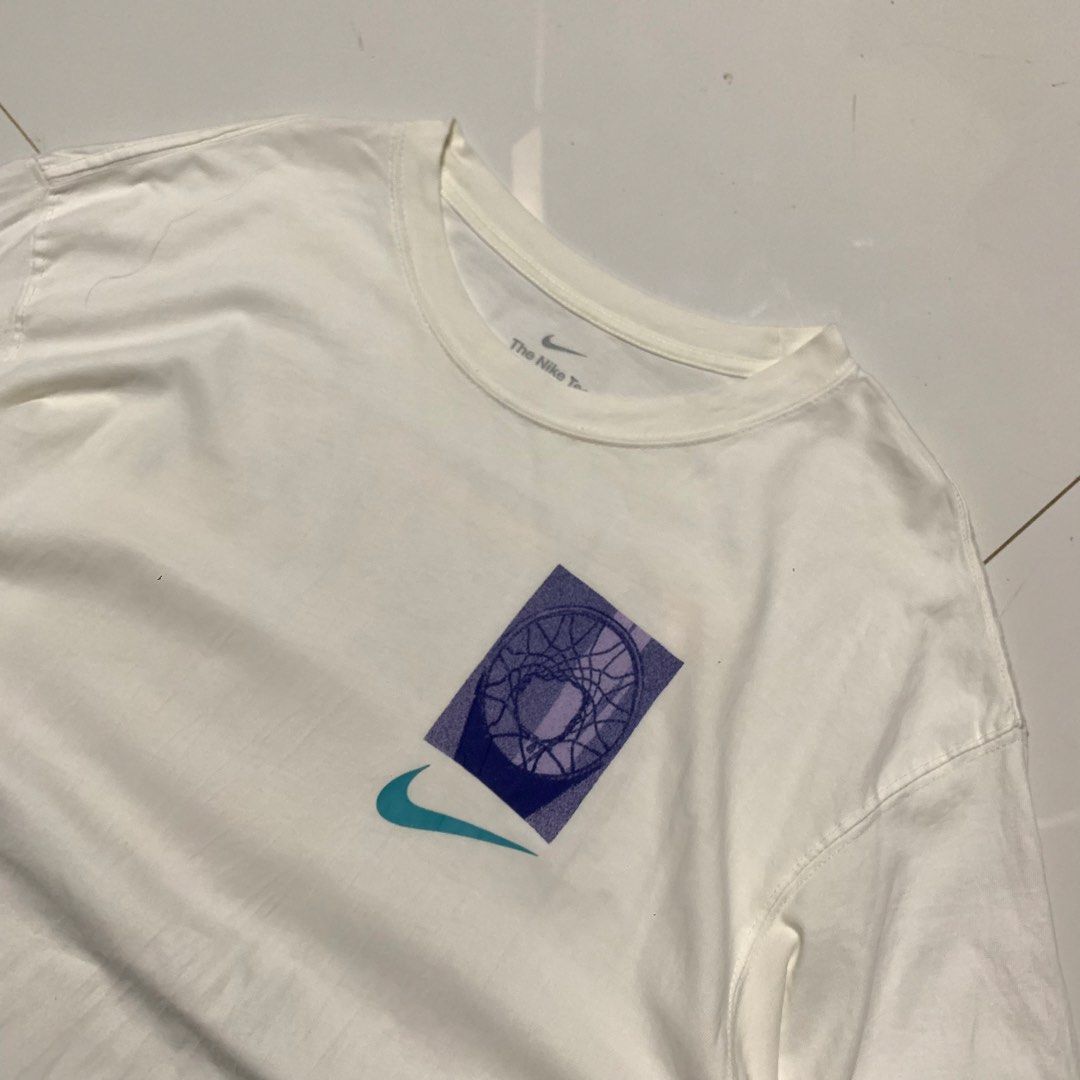 NIKE MAX90 BASKETBALL TSHIRT (Category: Tshirts & Polo Shirts ) located in Andop. Submitted by junjun_watanabe (Listing ID 1441511438, Image 2). Description: dimes: 22x30 color rate: 9.5/10 condition: Excellent no issues yellow stain need wash dm.