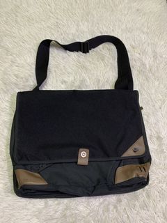 (Category: ) located in . Submitted by 10.14closet (Listing ID 1441446152, Image 1). Description: .