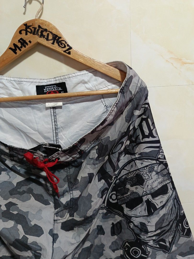 no fear skull board short (Category: Shorts) located in Talisay. Submitted by burdagz13 (Listing ID 1441533588, Image 2). Description: condition:excellent colorrate: 9.5-10 issue: repaired pi hole(see last pic) 💸 First pay basis only 🚀 J&T shipping nationwide (doortodoor).