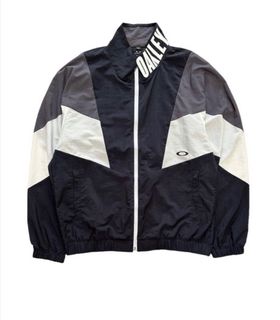 (Category: ) located in . Submitted by preloved4pek (Listing ID 1441560327, Image 1). Description: .