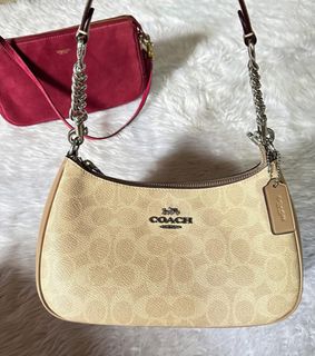 (Category: ) located in . Submitted by ellastore (Listing ID 1441478670, Image 1). Description: .