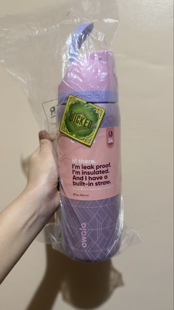Owala Wicked 32oz FreeSip Insulated Water Bottle (Category: Water Bottles & Tumblers) located in Victoria. Submitted by yersiniaaa (Listing ID 1441500558, Image 1). Description: - Brand new Owala 32oz insulated water bottle - 'Wicked' design (limited edition) - Keeps drinks cold for 24 hours - Leak-proof design - Features FreeSip spout with built-in straw - Still in original packaging RFS: too many tumbler can do meet up Los Baños Laguna Ship via