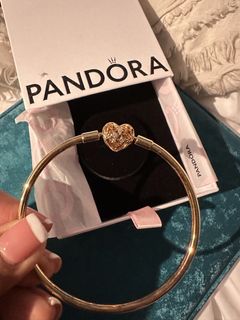 (Category: ) located in . Submitted by chicandglamventures (Listing ID 1441575691, Image 1). Description: .