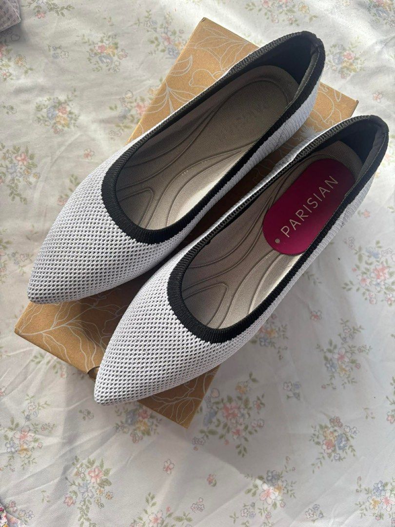 Parisian White Knit Pointed Toe Flats size 6 (Category: Flats & Sandals) located in Manila. Submitted by cyneaarqui93293 (Listing ID 1441392408, Image 3). Description: - Parisian white knit pointed toe flats - Comfortable and easy to wear - Features black trim detail - Includes original box - Perfect for everyday steps.