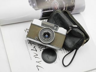 (Category: ) located in . Submitted by cameraassembly (Listing ID 1441474391, Image 1). Description: .