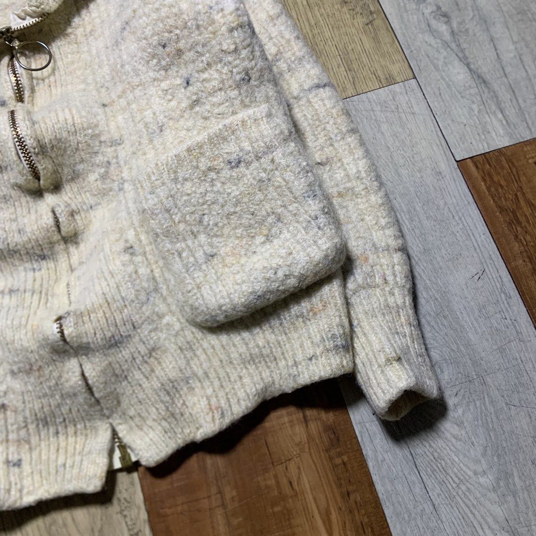 Pendleton - Vintage Wool Shawl Collar Zip Cardigan Sweater Cream Fleck (Category: Coats, Jackets and Outerwear) located in Manila. Submitted by thebluemax (Listing ID 1441386801, Image 2). Description: Pendleton - Vintage Wool Shawl Collar Zip Cardigan Sweater Cream Fleck SIZE - L CONDITION - 9/10 100% Virgin wool Made in Usa CHEST - 18” LENGTH - 19.5” SHOULDERS - 15” SLEEVE - 17” HEM - 18”.