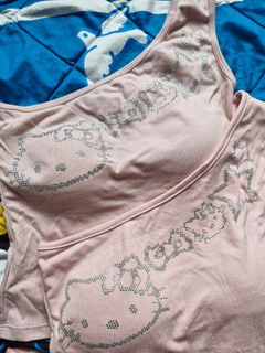 (Category: ) located in . Submitted by afycloset (Listing ID 1441482854, Image 1). Description: .