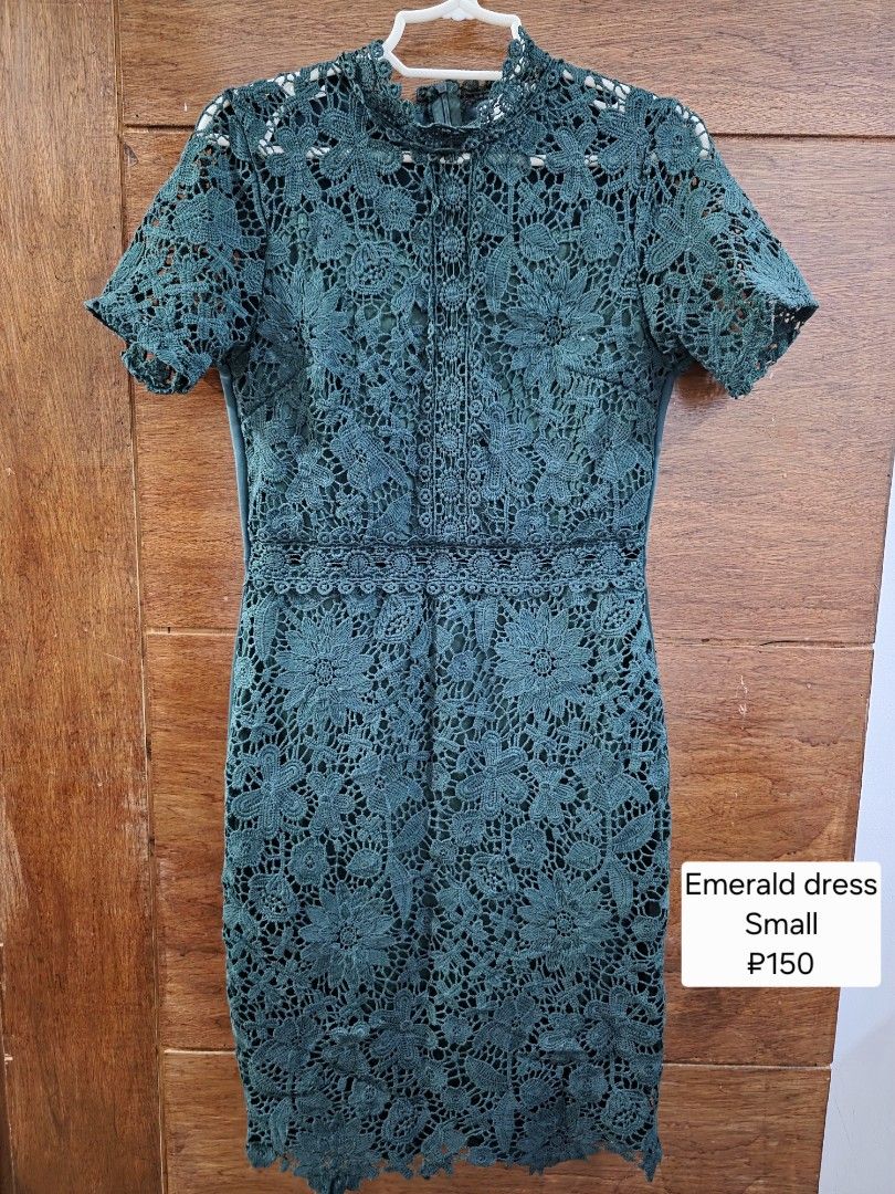 Pre-loved Dresses (Category: Dresses) located in Manila. Submitted by pre.loved.declutterx (Listing ID 1441581958, Image 3). Description: Please check individual picture for information. Pre loved dresses for ₽80 - ₽600. Message me for more pictures and other items 🌼 SF shouldered by buyer Location: Las Piñas .