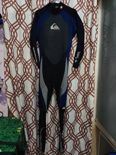 (Category: ) located in . Submitted by thriftwear.apparels (Listing ID 1441441810, Image 1). Description: .