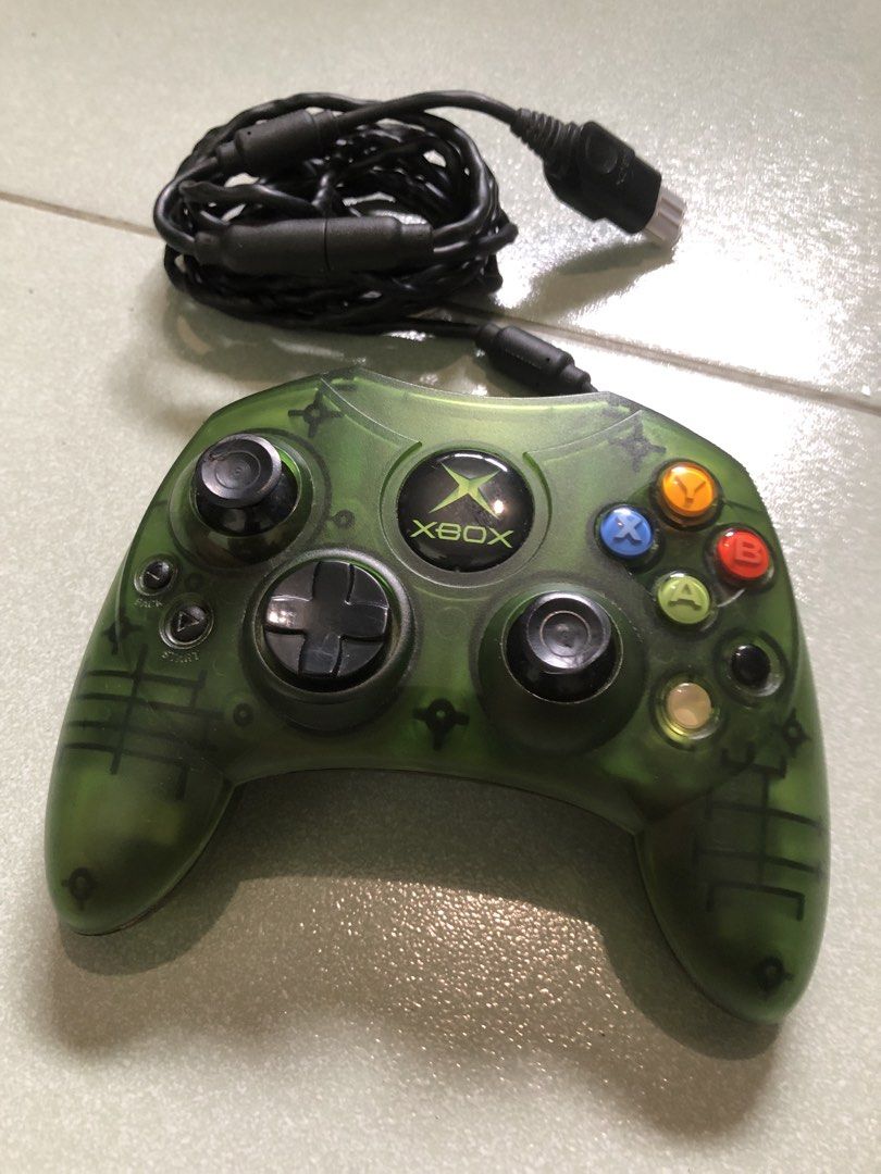 Rare XBOX classic controller S halo green edition (Category: Controllers) located in Quezon City. Submitted by markgolveo (Listing ID 1441429265, Image 3). Description: Rare XBOX classic controller S halo green edition Untested unit declaring selling as is stated of its condition Wears on analog rubber missing worn off .