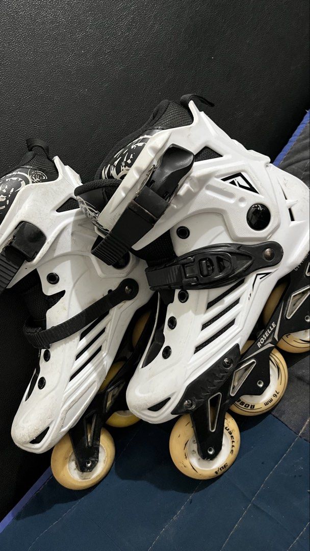 Roselle Inline Skates (Category: Skates, Rollerblades & Scooters) located in San Jose. Submitted by agalayugo25244 (Listing ID 1441404757, Image 2). Description: - White inline skates - Wheel size: 76mm - Size: EU 37-39 - Ideal for cruising - Shows minor scuffs from normal use - Selling as no longer needed.