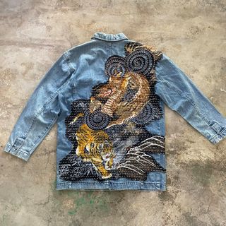 (Category: ) located in . Submitted by thriftvintageheaven (Listing ID 1441481931, Image 1). Description: .