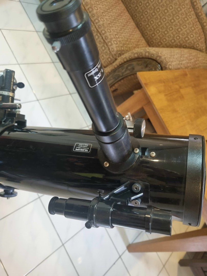 Saxon Telescope with Tripod and Manual (Category: Tripods & Monopods) located in Muntinlupa City. Submitted by nmphk (Listing ID 1441462160, Image 2). Description: - Saxon telescope - Includes tripod - Comes with instruction manuals .