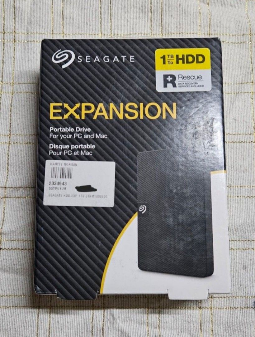 Seagate 1TB HDD471152687611258880