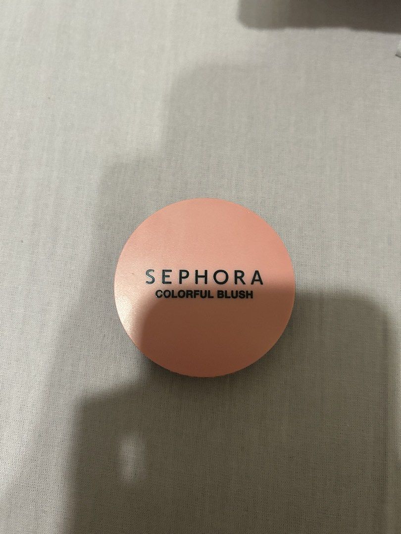 Sephora Blusher Code 06 (Category: Makeup) located in Ampang. Submitted by hyunrvcha (Listing ID 1441550075, Image 1). Description: - Barely use it - Bought it on 26/2/2026 - NP RM77 but I wanna sell it Rm35 - Selling because of an overabundance of blushes .