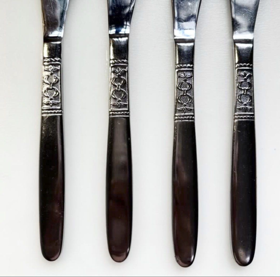 Serrated Butter Knives470972951231221762