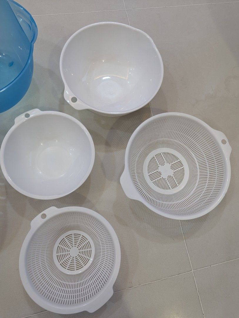 Set of 3 Different Sizes Colanders471220103656263683