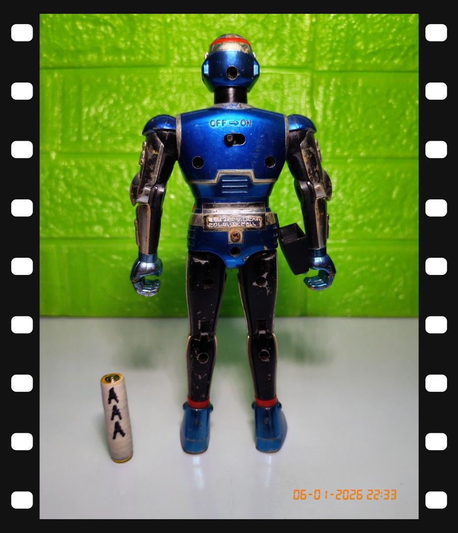 Shaider vintage (Category: Vintage Collectibles) located in Bocaue. Submitted by ryu.collectibles (Listing ID 1441576249, Image 2). Description: No gun, working.