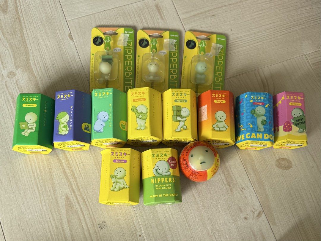 Smiski Blind Box Hippers|Zipperbites|Figures (Category: Designer & Blind Box Toys) located in Singapore. Submitted by giftnbundle (Listing ID 1441456157, Image 1). Description: May have more than 1 for each series, pm is key 🔑 Zipperbites - $10.50ea Toilet, work, bed, dressing, moving, yoga, cheer, birthday series - $15ea Hippers, Sunday series - $17ea Smiski ball - $7 .
