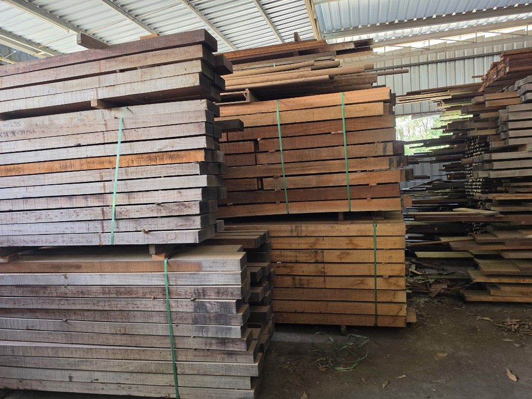 solid wood (Category: Everything Else) located in Singapore. Submitted by paulting7272-07382 (Listing ID 1441448494, Image 2). Description: allneed clear chengal wood .merbau wood and other.