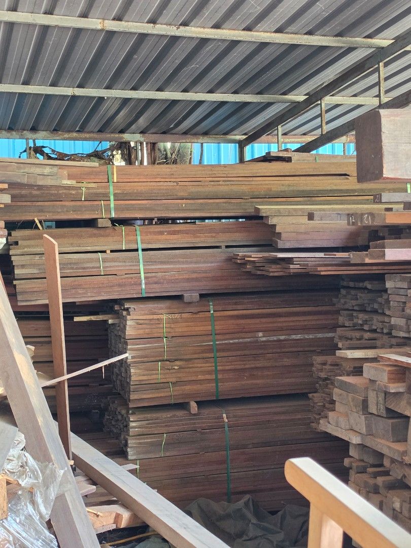 solid wood (Category: Everything Else) located in Singapore. Submitted by paulting7272-07382 (Listing ID 1441448494, Image 3). Description: allneed clear chengal wood .merbau wood and other.