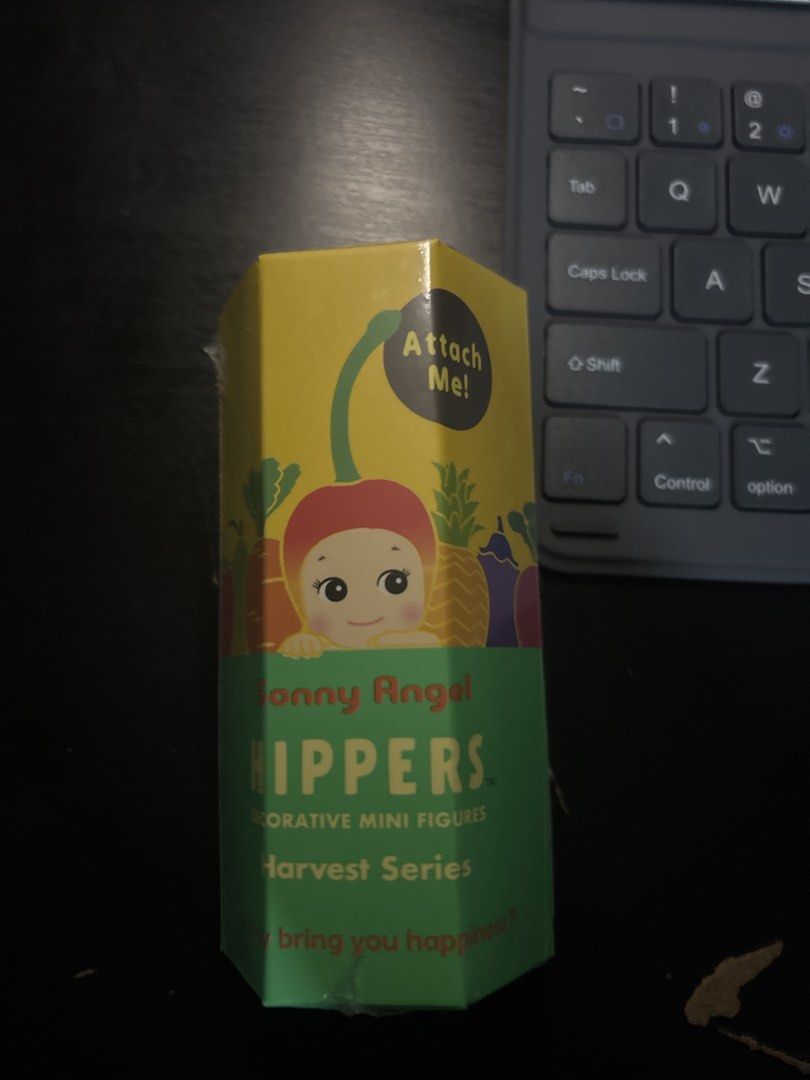 Sonny Angel Hippers Decorative Mini Figures Harvest Series (Category: Designer & Blind Box Toys) located in Singapore. Submitted by fqiryryu (Listing ID 1441505667, Image 1). Description: - Sonny Angel Hippers from the Harvest Series - Cute decorative mini figures - Designed to bring happiness - Features charming fruit and vegetable illustrations on packaging.