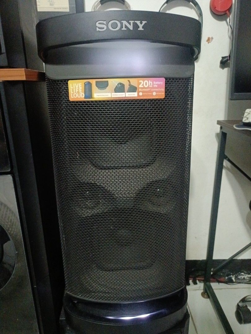 SRS- XP500 Sony Wireless Speaker (Category: Portable Music Players) located in Manila. Submitted by retroplay (Listing ID 1441400761, Image 3). Description: Sony SRS- XP500 Wireless Bluetooth Speaker Powerful Party Sound with X-Balanced Speaker Units and front tweeter, 25-hour battery life, easy-to-carry handle and IPX4 water-resistant Karaoke and guitar input to elevate your party.