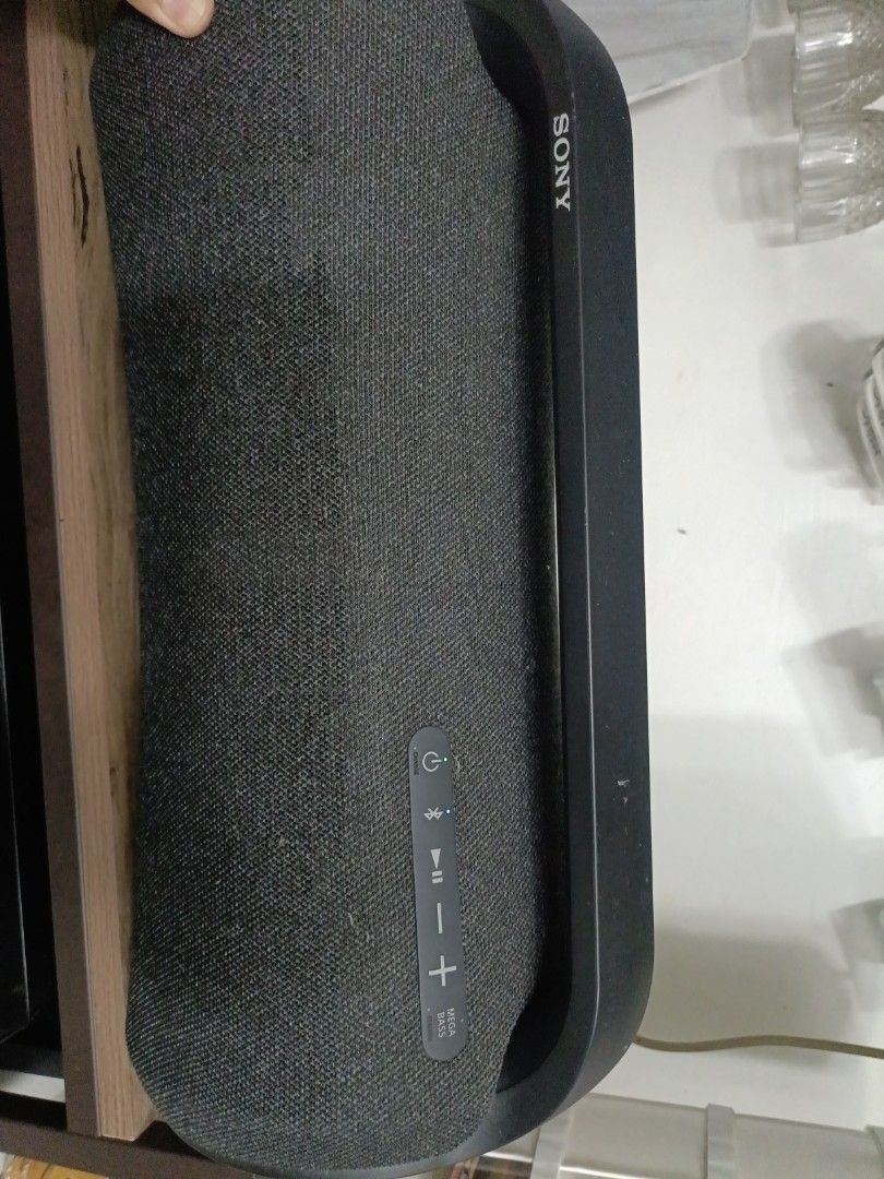 SRS-XG500 Sony Wireless Bluetooth Speaker (Category: Portable Music Players) located in Manila. Submitted by retroplay (Listing ID 1441398654, Image 2). Description: XG500 speaker high-quality sound wherever you go. Durable, portable, and great-sounding bluetooth wireless speaker. .