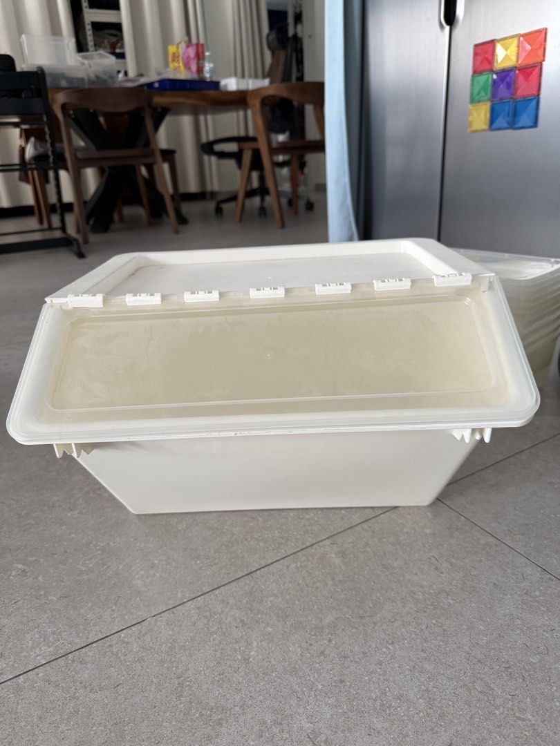 Stackable Storage Containers with Lids471090867754782721