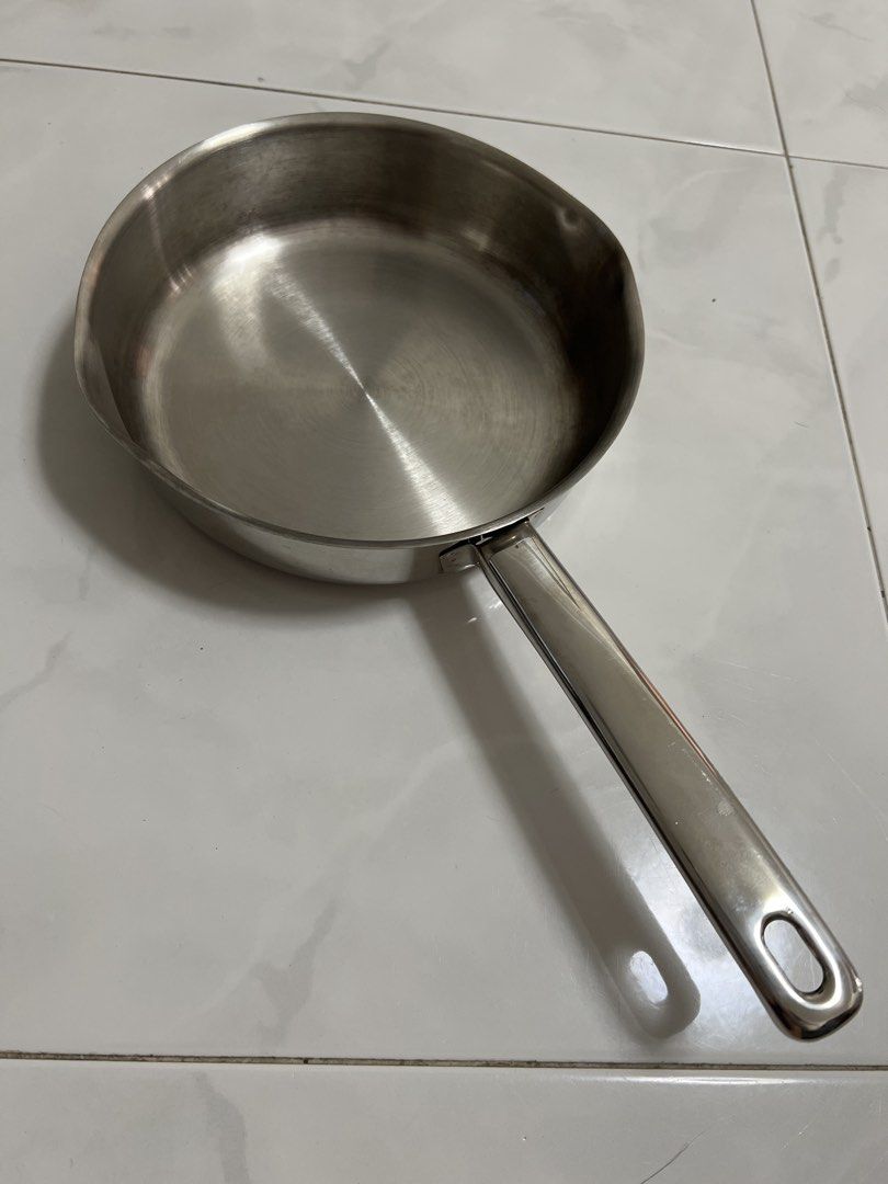 Stainless Steel Saucepan with Handle