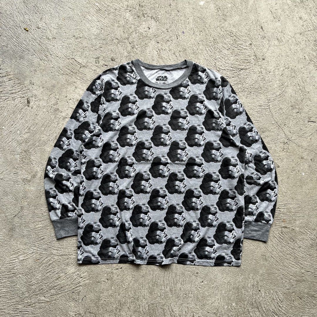 Star Wars AOP Long-sleeves (Category: Coats, Jackets and Outerwear) located in Batangas. Submitted by _thriftxplug (Listing ID 1441380878, Image 1). Description: Star Wars AOP Long-sleeves Size: XL Width 25 x 29.5 Length No issue Excellent condition Grab: ₱399.