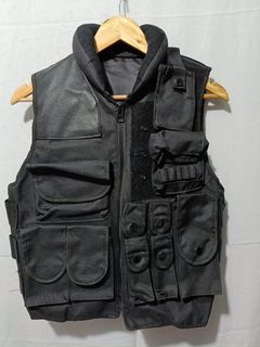 (Category: ) located in . Submitted by zerkinbrylethrift (Listing ID 1441493875, Image 1). Description: .