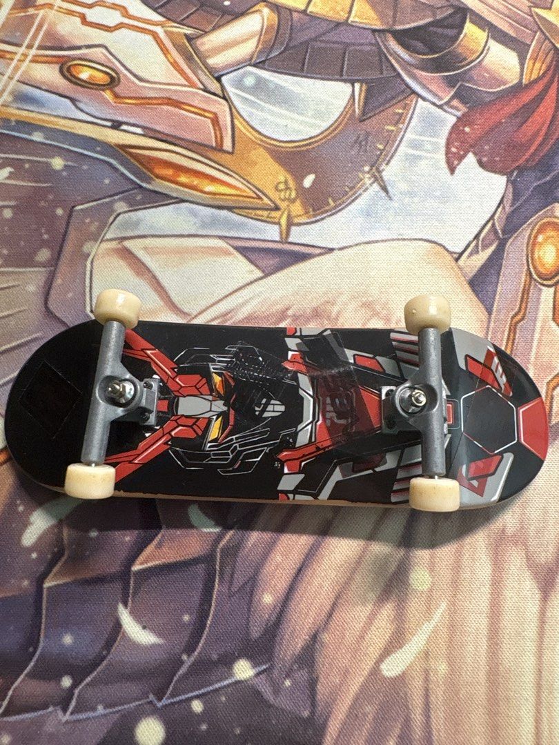 Tech deck (Category: Interactive Toys) located in Singapore. Submitted by ernesttanzy000 (Listing ID 1441393984, Image 2). Description: .