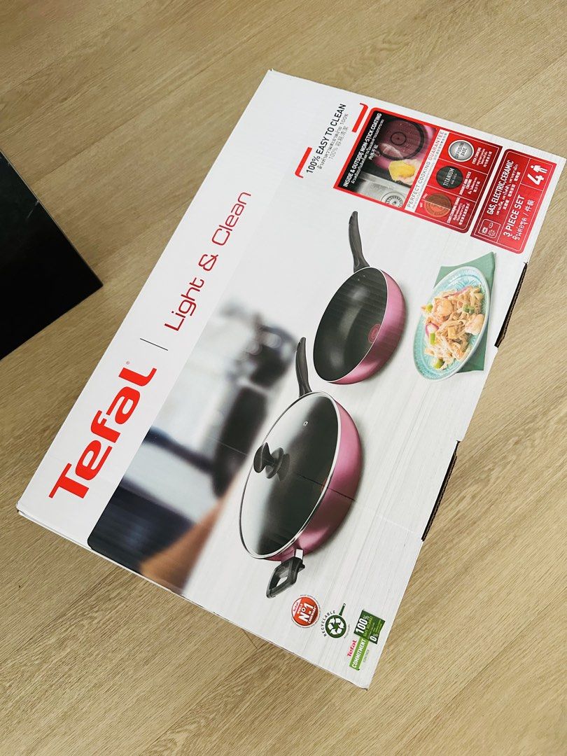 Tefal Light & Clean 3 Piece Cookware Set470846937970124800