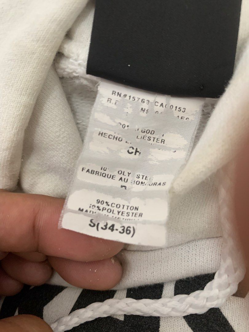 Thrasher Hoodie Skate Mag (Category: Coats, Jackets and Outerwear) located in Tayabas. Submitted by littlewing7075 (Listing ID 1441385514, Image 3). Description: Ptpa Thrasher Hoodie Skate Mag Kangaroo Pocket Good as new ✅ Size 34-36 2500 shipped Negotiable Location : Quezon Province.