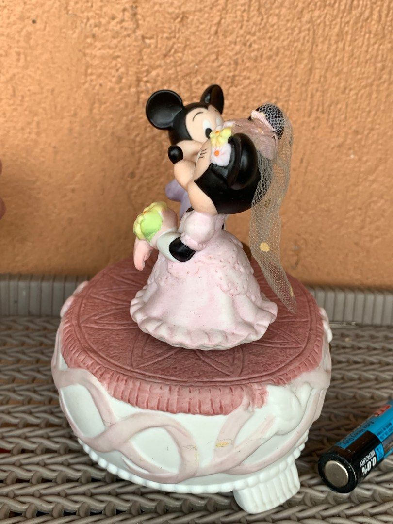 Tokyo Disney Mickey and Minnie Ceramic music box (Category: Toys & Games) located in Manila. Submitted by macks_toys (Listing ID 1441431838, Image 3). Description: X📌 You may send DM for your inquiries. ✨KINDLY CHECK EACH DETAILS✨ 🔳 From Japan/UK Surplus items 🔳 Wish upon a star 🔳 Manage your expectations since it’s preloved and from Surplus Items 🔳 WYSIWYG ✨ Thank you! ✨ .