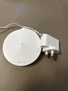 TP-Link Wi-Fi Extender with UK Plug479450642819338240