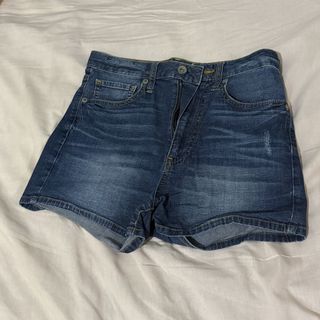 (Category: ) located in . Submitted by wyn.j (Listing ID 1441426620, Image 1). Description: .