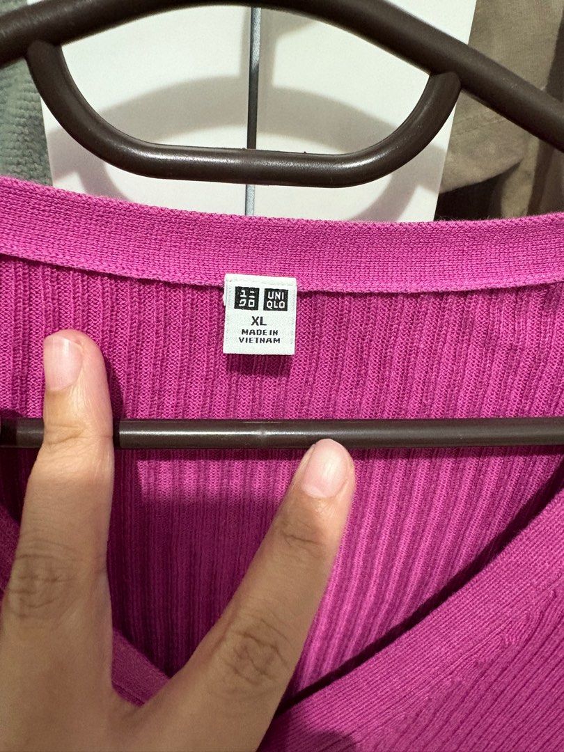 uniqlo knitted cardigan (Category: Coats, Jackets and Outerwear) located in Quezon City. Submitted by zeejjj_ (Listing ID 1441456753, Image 2). Description: magenta xl on tag.