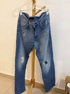 (Category: ) located in . Submitted by new_used_clothes (Listing ID 1441485776, Image 1). Description: .