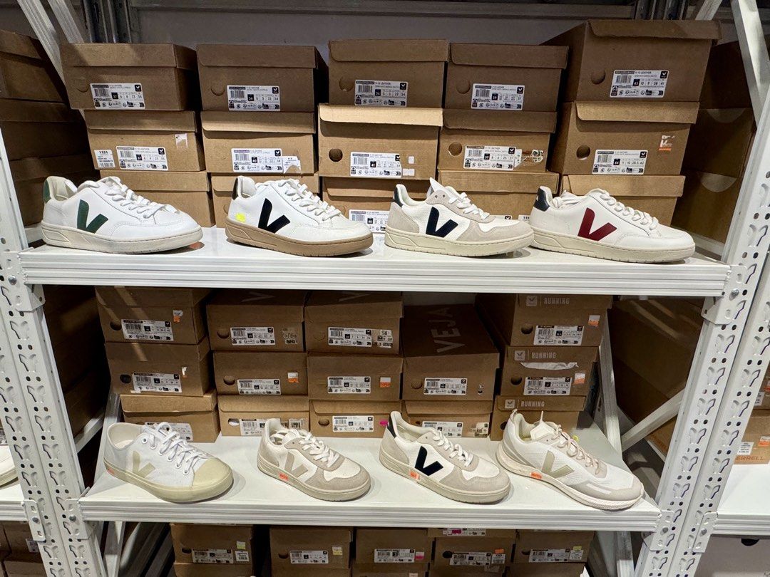 Veja Sneakers - Various Models and Colors Available (Category: Sneakers) located in Manila. Submitted by tinong19 (Listing ID 1441515825, Image 2). Description: -AUTHENTIC 💯 - Brand new Veja sneakers - All come in original boxes - Multiple styles and colorways available - Options include classic white with colored accents - Perfect for everyday wear -For Men & Womens 6,000 to 7,500 pesos only We can ship nation wide Meet up or Delivery .