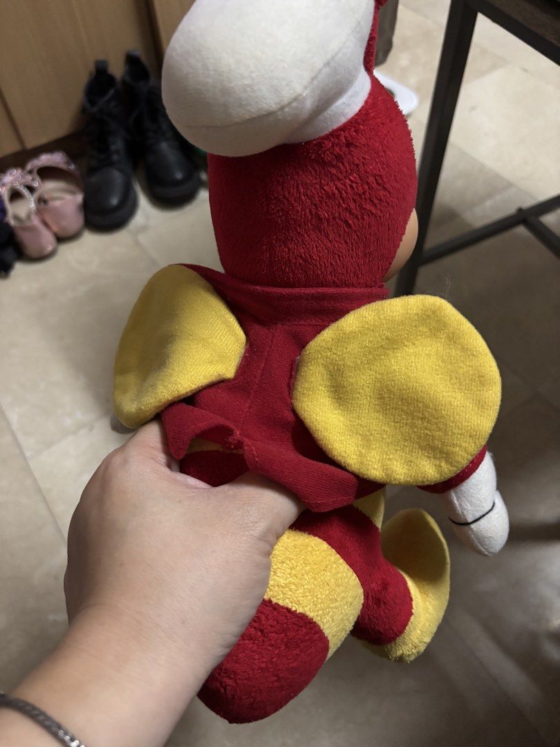 Vintage jollibee plush (Category: Plushies & Soft Toys) located in Manila. Submitted by vintageaccessories (Listing ID 1441567094, Image 3). Description: Classic jolib plush .
