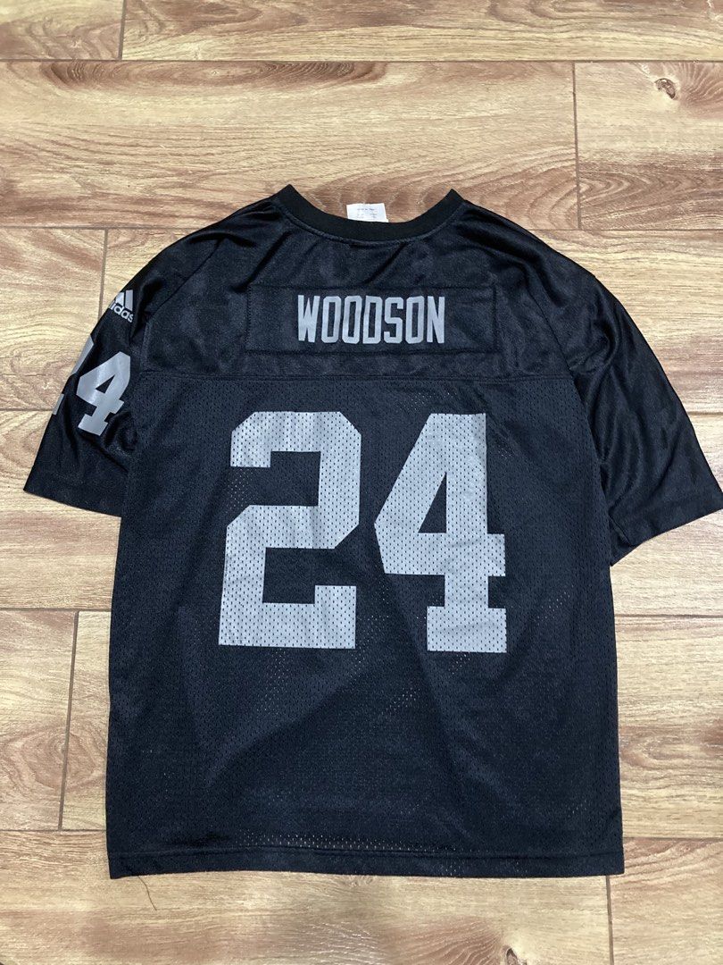 Vintage Oakland Raiders Jersey (Category: Tshirts & Polo Shirts ) located in Manila. Submitted by jamesdigueno (Listing ID 1441499010, Image 2). Description: vintage oakland raiders jersey 19x26 no issue.