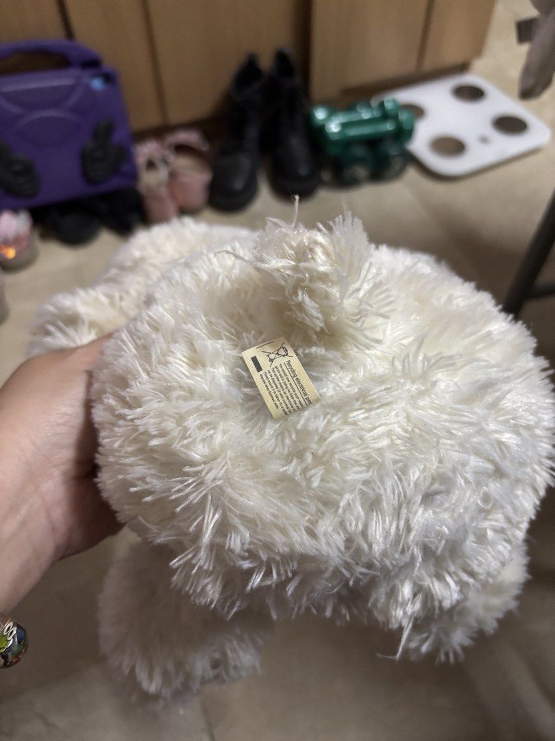 White fluffy plush bear wd sounds no battery though (Category: Plushies & Soft Toys) located in Manila. Submitted by vintageaccessories (Listing ID 1441567586, Image 2). Description: .