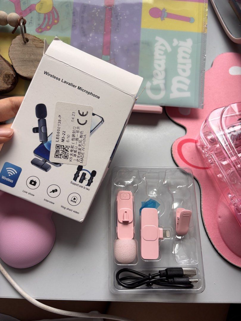 Wireless Lavalier Microphone for Live Show, Interview, Vlog