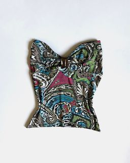 (Category: ) located in . Submitted by kr_closet (Listing ID 1441503800, Image 1). Description: .